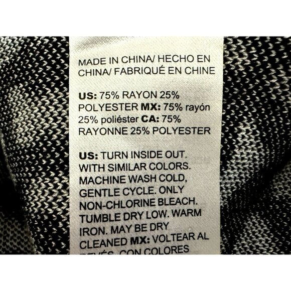 Chicos Womens Black & White Leopard Print Sweater 3 XL Pullover Rayon/Polyester - Picture 7 of 7